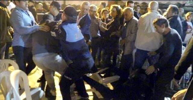 CHP'li Vefa Ülgür ihraç talebi ile disipline gönderildiğini duyurdu CHP'li Vefa Ülgür ihraç talebi ile disipline gönderildiğini duyurdu