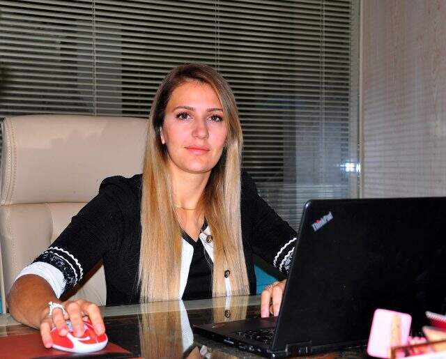İnternet satışıyla başlayan genç kadın, milyonluk şirket kurdu İnternet satışıyla başlayan genç kadın, milyonluk şirket kurdu