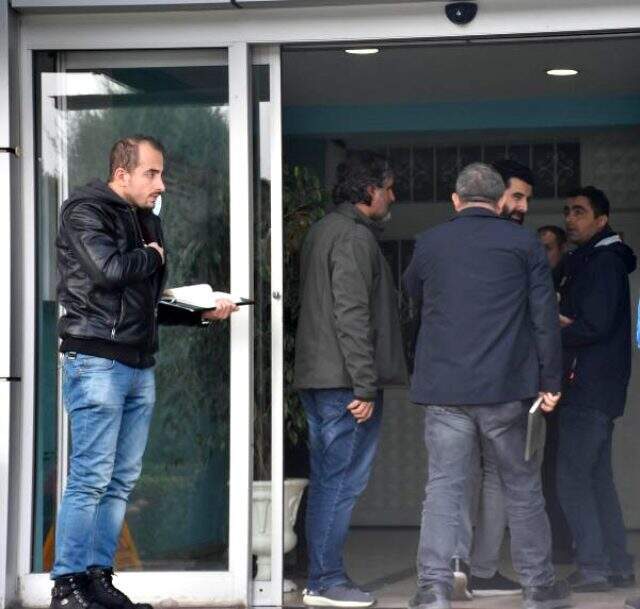 Çalıştığı firmaya ait 250 bin lirayı çaldı! Kapkaç anı saniye saniye kamerada Çalıştığı firmaya ait 250 bin lirayı çaldı! Kapkaç anı saniye saniye kamerada