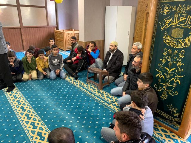 Elazığ Belediyespor Kur'an kursunu ziyaret etti
