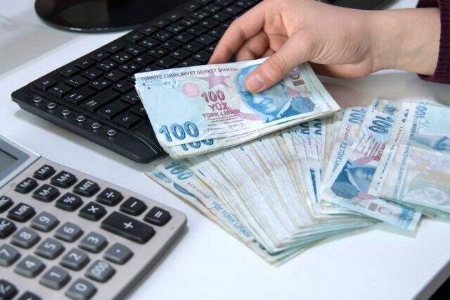 Merkez Bankası. Döviz kuru oynaklıkları azaldı, faizler belirgin olarak geriledi Merkez Bankası. Döviz kuru oynaklıkları azaldı, faizler belirgin olarak geriledi
