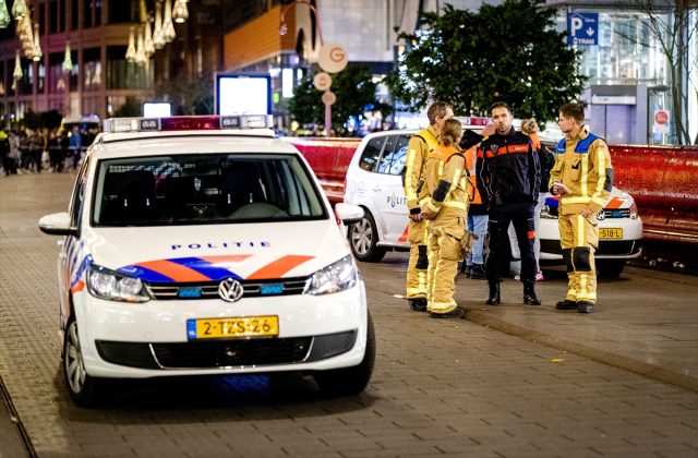 Hollanda'nın Lahey eyaletinde bıçaklı saldırı: 3 kişi yaralandı