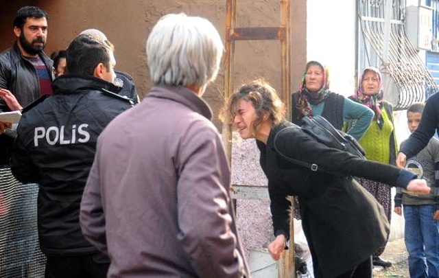 Uyuşturucu parası vermeyen annesini öldürdü
