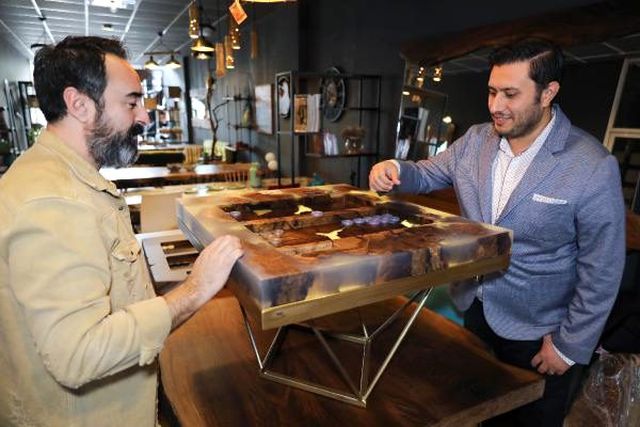 Antalyalı esnaf 2 bin Euro'luk dev tavlayı Putin'e armağan edecek