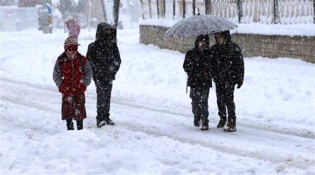 Meteoroloji'den 18 il için kuvvetli sağanak ve kar yağışı uyarısı Meteoroloji'den 19 il için kuvvetli sağanak ve kar yağışı uyarısı