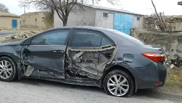 Kendi tabancasıyla vurulan sürücünün otomobili Kaymakam'ın makam aracına çarptı