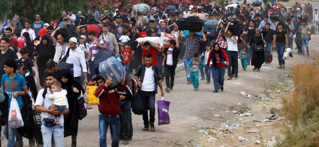Kamuoyu araştırması: Suriyeli mülteciler Türkiye'de mutlu, memleketine dönmek istemiyor