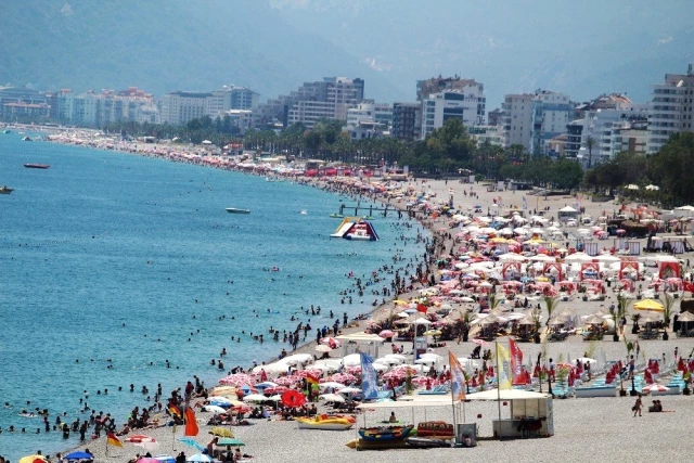 Türkiye'de en çok ziyaretçi ağırlayan il Antalya oldu