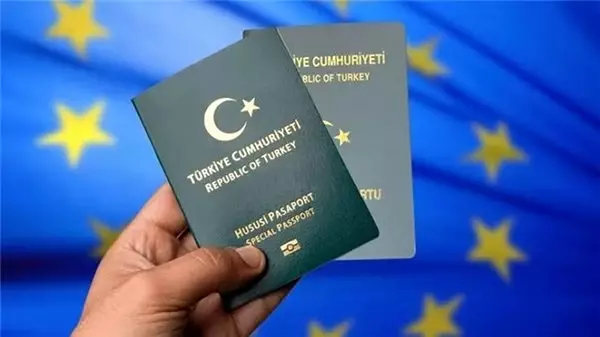 Yeşil Pasaport Sahipleri Avrupa'ya Gitmeden Önce Kayıt Olacak (7 Euro)