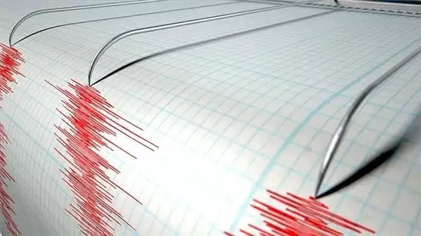 Deprem Balıkesir'i ve Çevre İlleri 2 Defa Salladı