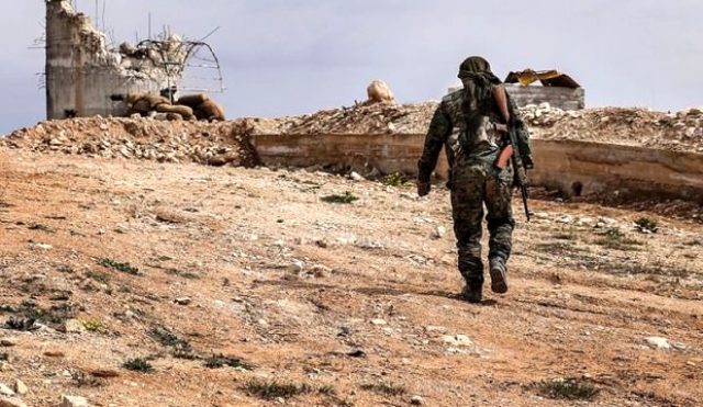 Beşar Esed rejimi, terör örgütü YPG ile özerklik için masaya oturdu