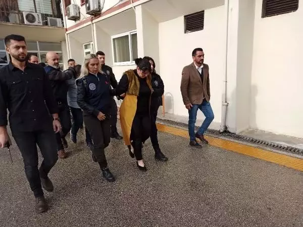 Mersin'de düzenlenen operasyon kapsamında gözaltına alınan 