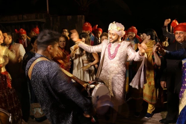 Antalya'da 3 gün 3 gece süren masalsı Hint düğünü
