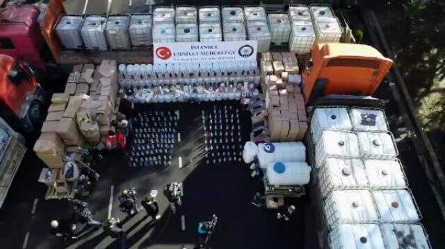Eş zamanlı operasyonlarda 250 ton sahte içki ele geçirildi Eş zamanlı operasyonlarda 250 ton sahte içki ele geçirildi