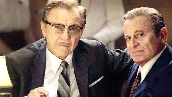 Yılın filmi 'The IrIshman'in acımasız patronu Harvey KeItel: Gerçek dost arıyorsan asla gözlerini...