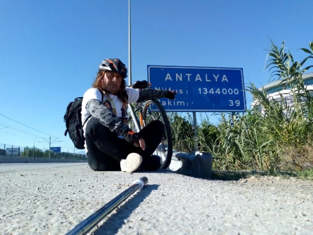 Mersinli Lutfi, Survivor aşkına bisikletle 2 bin kilometre yolu kat ediyor