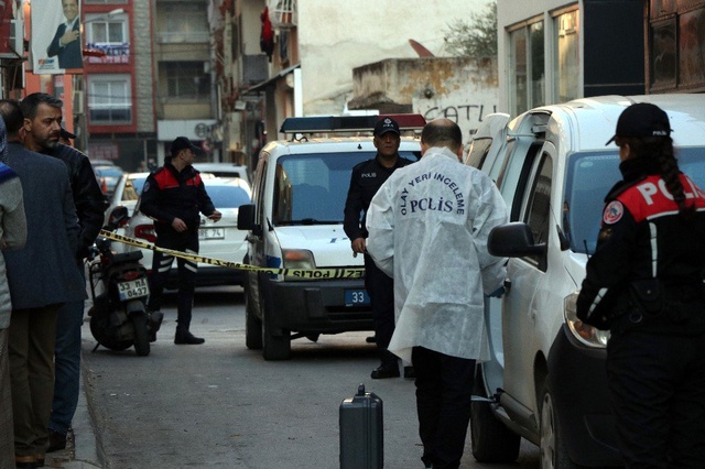 6 çocuk annesi eşini defalarca bıçaklayarak öldürdü