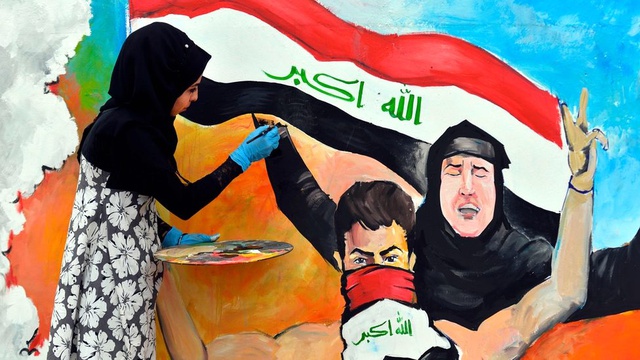 Irak'ta protestolar: Kadınların sesleri Bağdat duvarlarından yankılanıyor