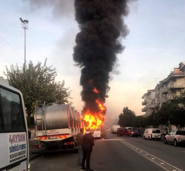 Alev alan öğrenci servisi bomba gibi patladı Alev alan öğrenci servisi bomba gibi patladı