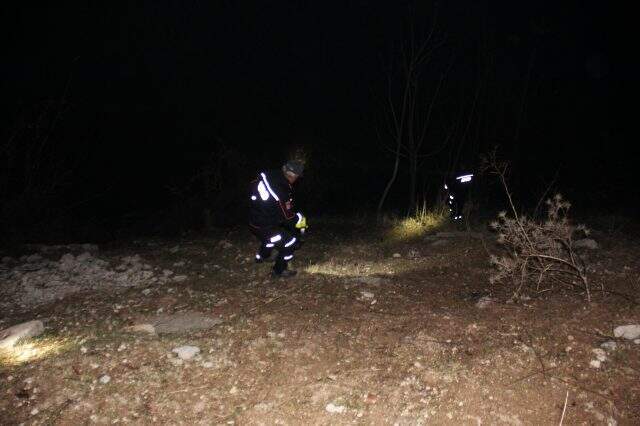 Dere yatağından gelen kadın çığlıkları polisi alarma geçirdi Dere yatağından gelen kadın çığlıkları polisi alarma geçirdi