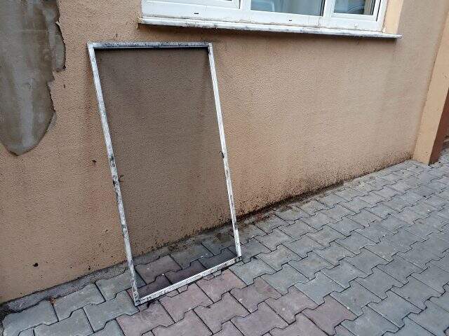 İzmir'de 4. kattan beton zemine düşen 2 yaşındaki minik Helin öldü 4. kattan beton zemine düşen 2 yaşındaki minik Helin öldü