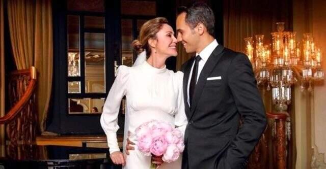 Demet Şener ve Cenk Küpeli, alışveriş merkezinde öpüşürken görüntülendi