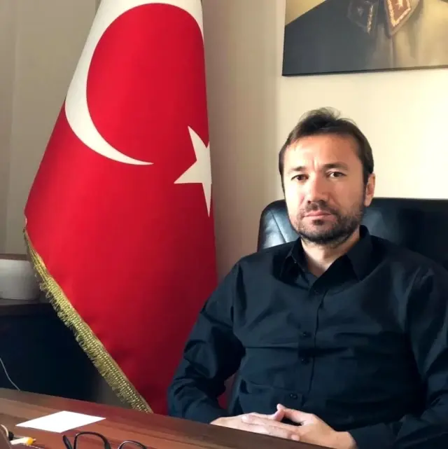 İYİ Parti Uşak Merkez İlçe Başkanı Hakan Savaş'a silahlı saldırı!