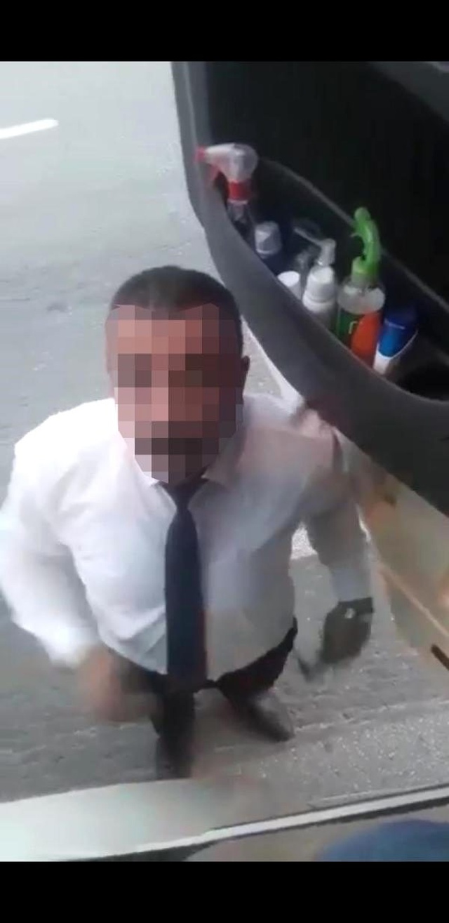 Yol verme nedeniyle tartıştığı kamyon şoförünü darp etti