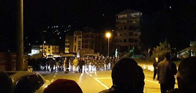 Uzungöl'de gece saatlerinde yıkım gerginliği çıktı! Çok sayıda kişi gözaltına alındı