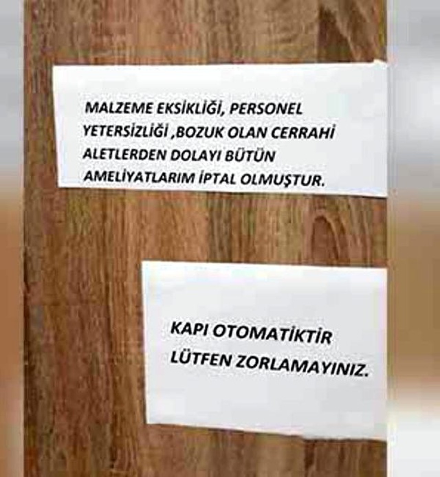 Ameliyatlarının iptal nedenini poliklinik kapısına astığı kağıda yazan doktora soruşturma