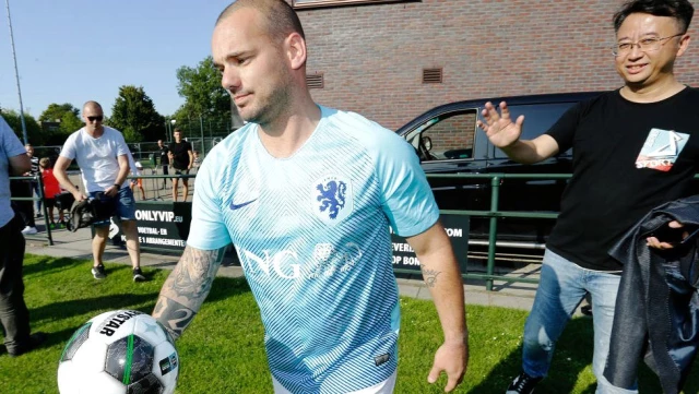 Yıldızlar Sneijder için buluşuyor! Türkiye'den gidecek isimler belli oldu