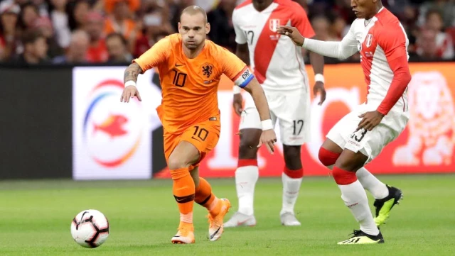 Yıldızlar Sneijder için buluşuyor! Türkiye'den gidecek isimler belli oldu