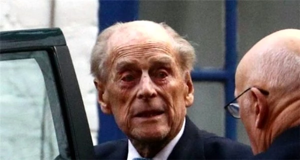 98 Yaşındaki İngiltere Prensi Philip'in Görüntüsü Şok Etti