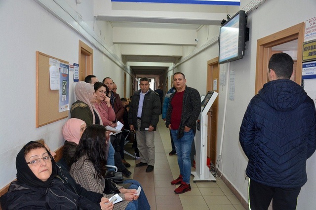 Kimlikleri yenileme süresi yıl sonunda bitiyor mu? Beklenen açıklama geldi