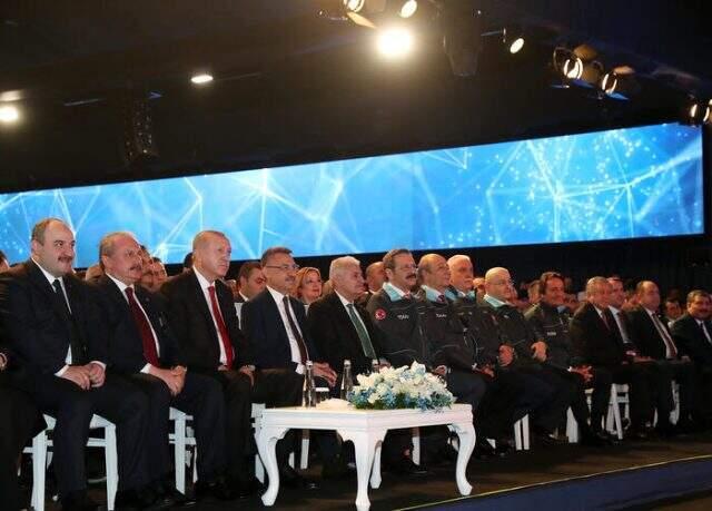 Son dakika: Örtü kalktı! İşte milyonların beklediği yerli otomobil