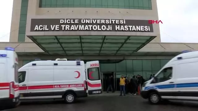 Diyarbakır aynı iş yerinden aldıkları tatlılardan yiyen 60 kişi, hastanelik oldu