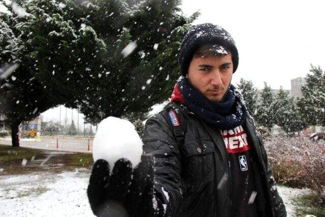İstanbul'un yanı başındaki Kocaeli beyaza büründü İstanbul'un yanı başındaki Kocaeli beyaza büründü