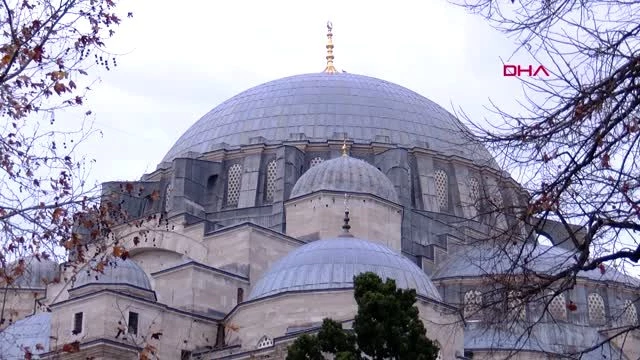 Süleymaniye Camii'ndeki restorasyonda ayetlerin sıralamasında hata yapıldı
