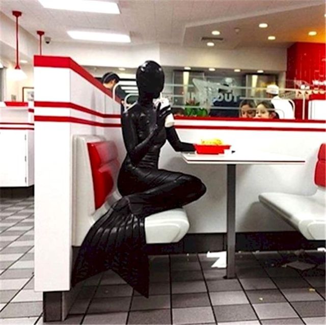 Bakana O Neydi Gız Dedirten 11 Garip Fotoğraf