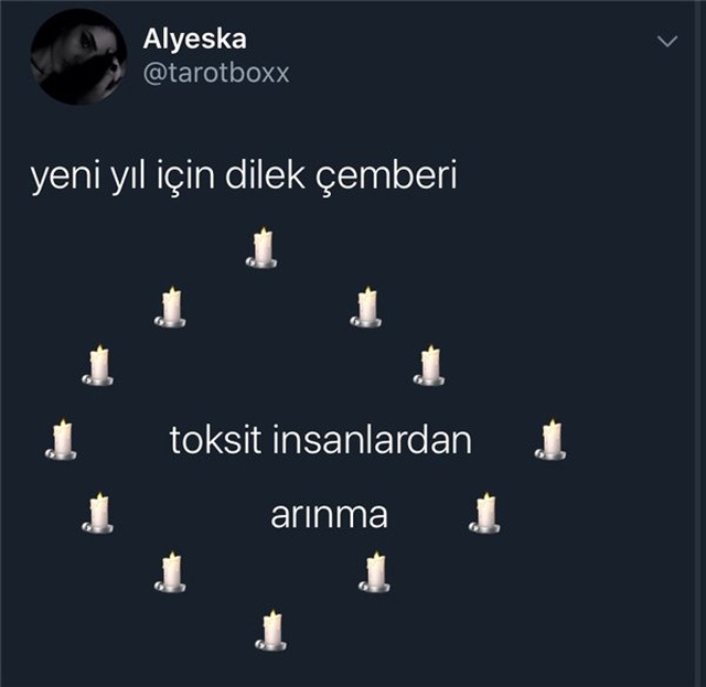 Yeni Yıl İçin Dilek Çemberine Yazılmış 12 Komik Şey