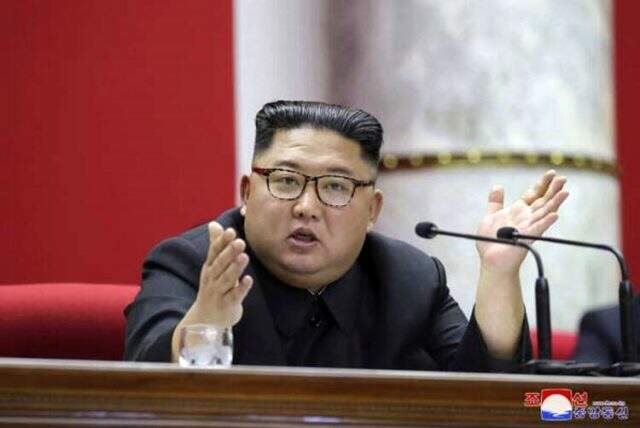 Kim Jong-un, casus uçakların gölgesinde dünyaya seslendi: Yeni silahlarımıza şahitlik edeceksiniz