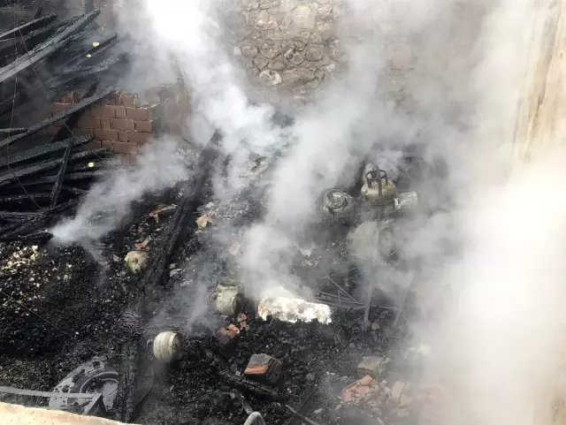 Tutuklu yakınlarını cezaevinde görmeye giden aile, eve döndüklerinde hayatlarının şokunu yaşadı