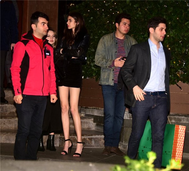 <a class='keyword-sd' href='/deren-talu/' title='Deren Talu'>Deren Talu</a> ile Kerem Sabancı'dan ilk fotoğraf