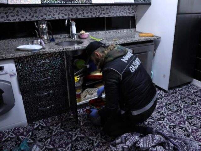 Gaziantep'te 727 polisin katıldığı ve 24 saat sürecek uyuşturucu operasyonu başlatıldı Gaziantep'te 727 polisin katıldığı ve 24 saat sürecek uyuşturucu operasyonu başlatıldı