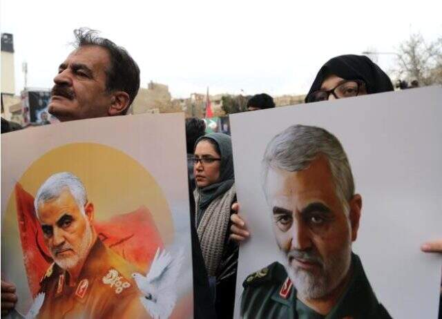 Irak'ta Süleymani ve Mühendis için 3 günlük yas edildi <a class='keyword-sd' href='/irak/' title='Irak'>Irak</a>'ta General Süleymani için 3 gün yas ilan edildi