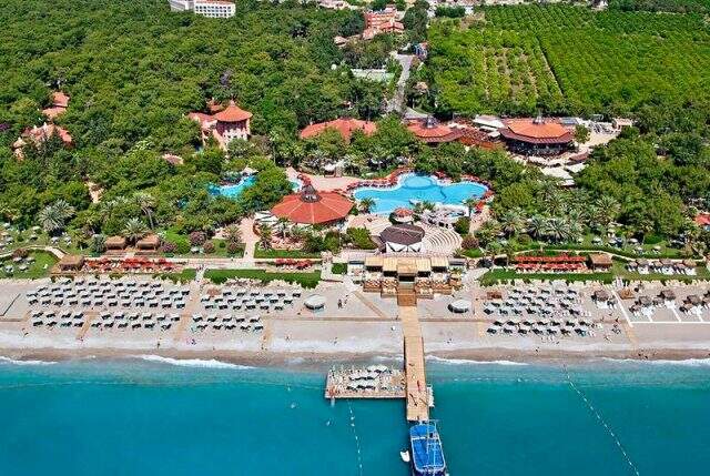Antalya'daki 5 yıldızlı ünlü otel, icradan yarı fiyatına satılacak Antalya'daki 5 yıldızlı ünlü otel, icradan yarı fiyatına satılacak