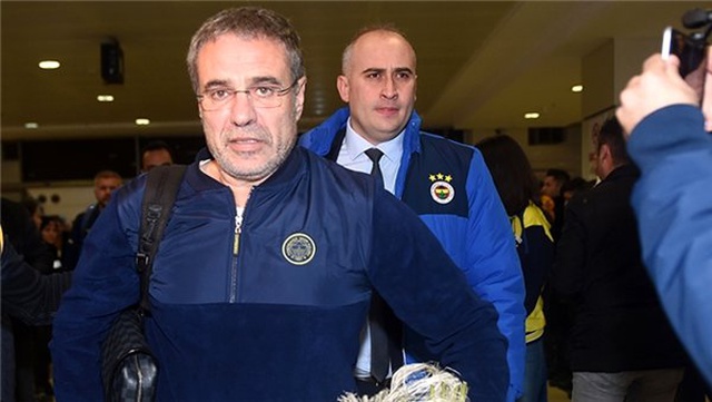 Fenerbahçe'ye Antalya'da coşkulu karşılama!