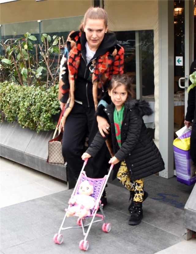  <a class='keyword-sd' href='/demet-akalin/' title='Demet Akalın'>Demet Akalın</a>: Yeni yıl uğursuz geldi