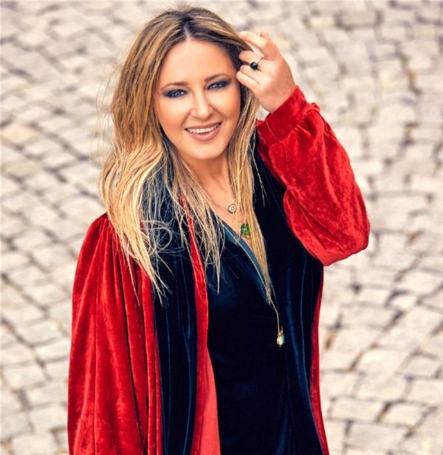 <a class='keyword-sd' href='/pinar-aylin/' title='Pınar Aylin'>Pınar Aylin</a>'den yeni single