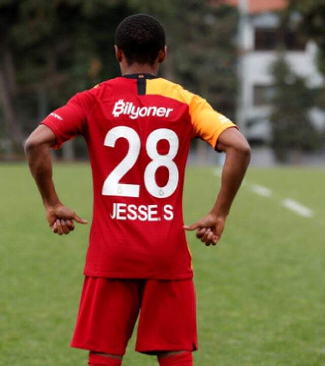 Galatasaray, Jesse Sekidika'yı transfer etti Galatasaray, Jesse Sekidika'yı transfer etti